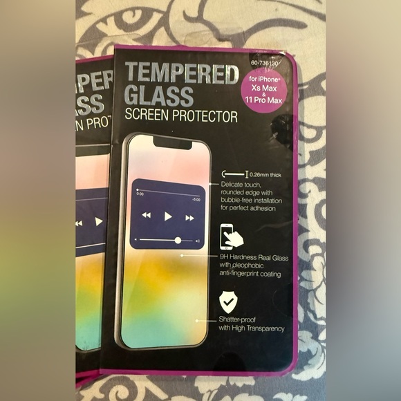iPhone XS Max & 11 Pro Max Tempered Glass Screen Protectors - Picture 3 of 5